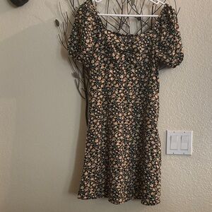 Chic Black and Cream Floral Mini Dress